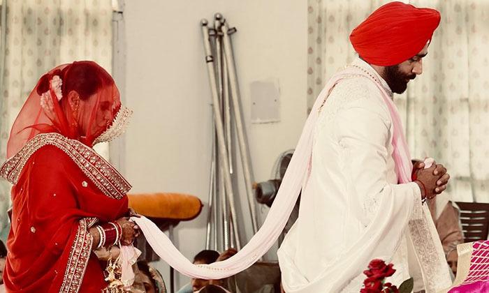 dheeraj-kumars-quiet-wedding-leaves-fans-stunned